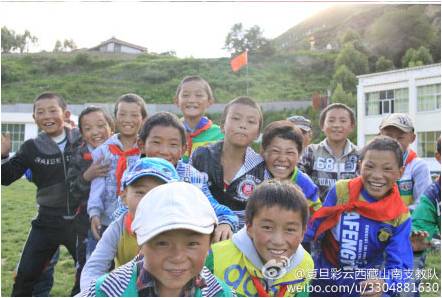 7��14�������⵽�����·�����ٹ���֮��6������͵���W����֧�υf(xi��)����֧��꠽K�ڵ��_���`������ɽ�ϼӲ�h�����l(xi��ng)����С�W��֧�̹�������չ�_���D��ȴ����r��С�W��������ӭ��꠆T���ĵ�����