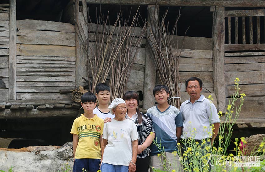 �Ĵ��r�I��W��İ�Fꠞ��l��������ȫ�Ҹ���4��