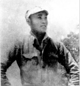 ���һ���1911��1941������Ұ�Q���M�壬�|��ʡ�|ꖿhʯ�������ˡ�1930������Ї����a�h��1931�ꡰ��һ�ˡ���׃���l����У��ͬ�⣬����W���ؼ��l���ա�1932��5���ڼ��l�M����ƽ�|�����x��܊�����������ô����£�ָ�]�����`��C�ӣ��˷Q��С��������1935�ꅢ�ӡ�һ��.�š��W���ۇ��\�ӣ����u���\���еġ���������1939�����A��������܊˾��T����ף��ΰ�·܊�x�켽܊�^��ʮ�F�F�L��1941��2��4�գ��r�ΰ�·܊�x�켽܊�^��ʮ�F�F�L���һ�����ָ�]�����R�I���в��Ҡ�������H30�q��