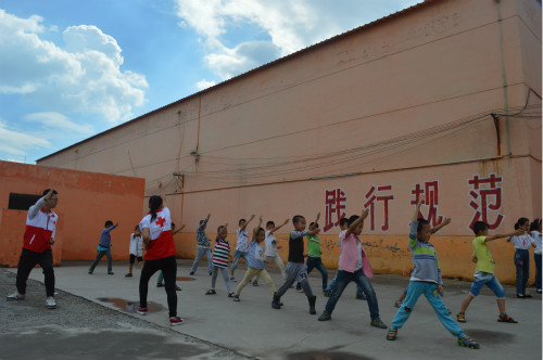 �x�ЌWԺ�tʮ��ů��־Ը����꠵�ɽ��ʡ�����н��ڿh��Ȫ�l־Ը���������Ȫ�l�ĺ��ӂ��_�O��ȭ���n�����g�n�������w�|�����M��������ȫ��lչ�� (2)